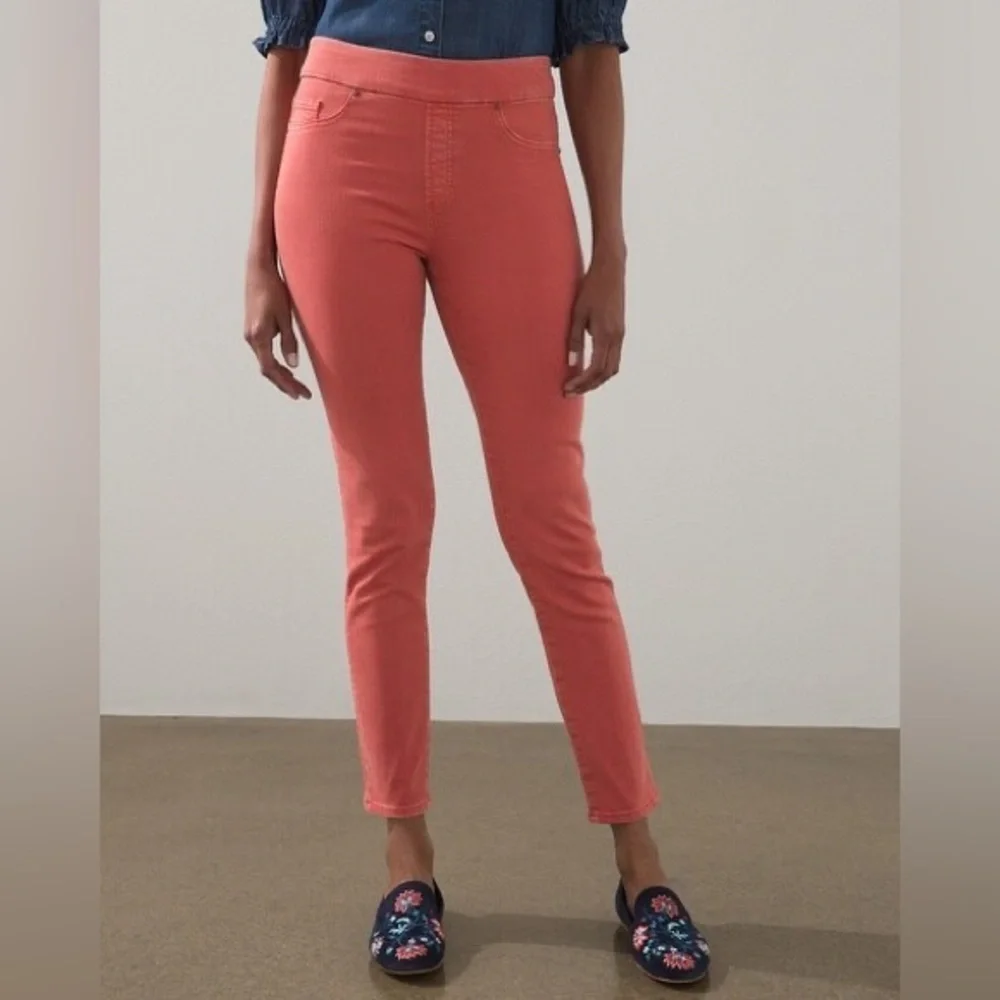 Chico’s Denim Pull On Ankle Jeggings in Olive Size 4 Safari Chic Modern Utility